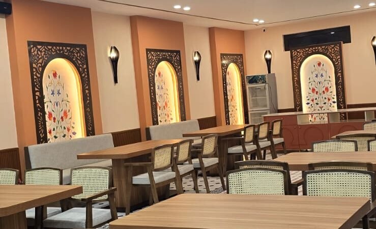 Modern Dining & Seating